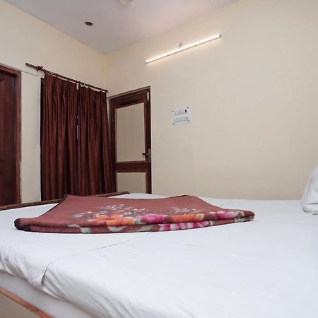 Narayani Guest House By Grb Kankhal Buitenkant foto