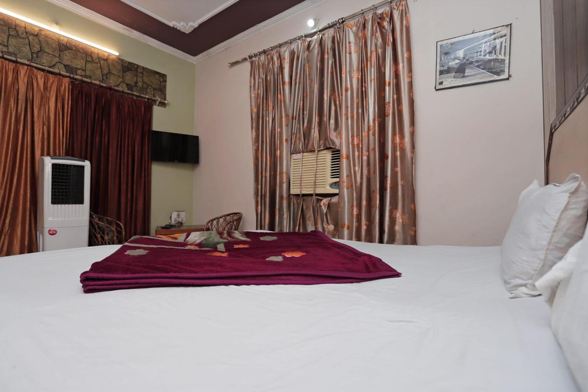 Narayani Guest House By Grb Kankhal Buitenkant foto
